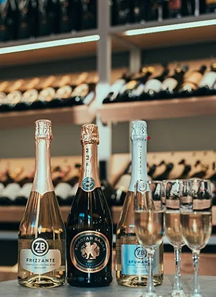 Wine Activity, "Антикризисные вина". Люсиновская д.36/50