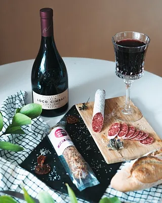 «Вино и неочевидные закуски». Бауманская улица